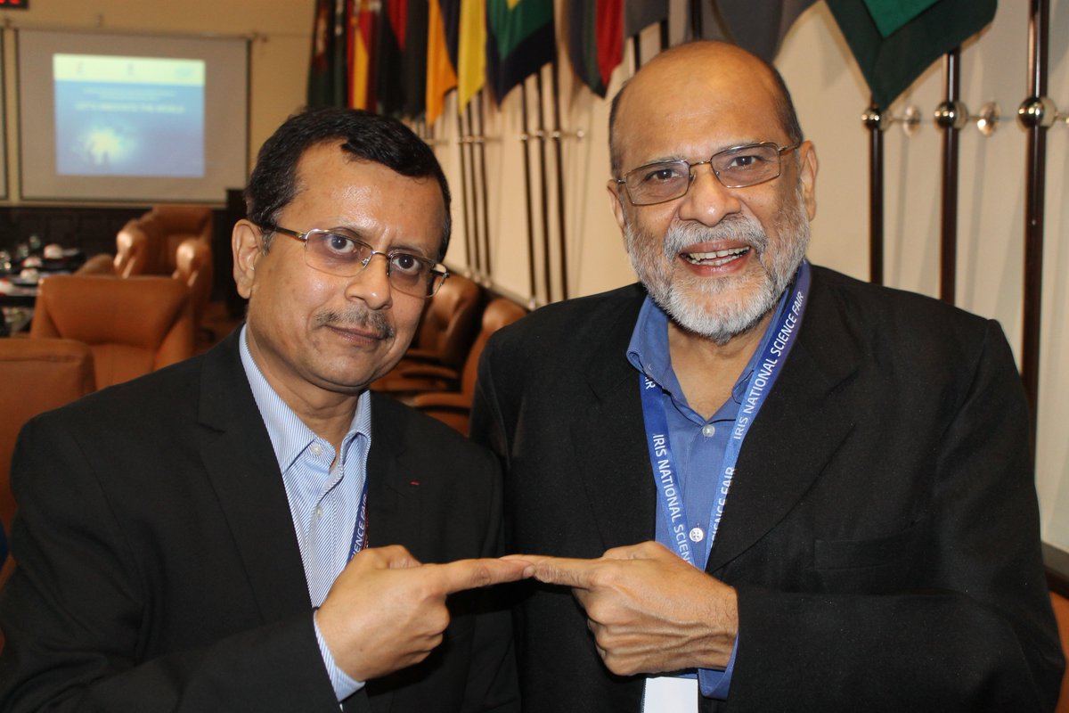 IRISNational's tweet photo. #IRIS2017 was absolutely spectacular! Let’s look back at some unforgettable moments - here are Dr Sultan Ismail, Chairman of the Scientific Review Committee and Dr Sujit Banerjee, Member of SRC, showing us how cool our #IRIS2017 judges are! #passionatelycurious #IamIntel https://t.co/lB6tlyjy2p