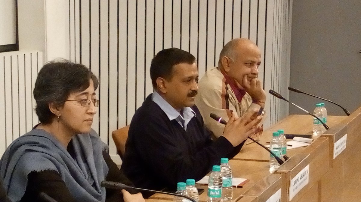 AtishiAAP's tweet photo. A Harvard University student asked @ArvindKejriwal how the Delhi govt reduced corruption and the Delhi CM enumerated a list of steps taken. The @AamAadmiParty is recognized the world over for running a corruption-free Govt! https://t.co/6X9i668g5N
