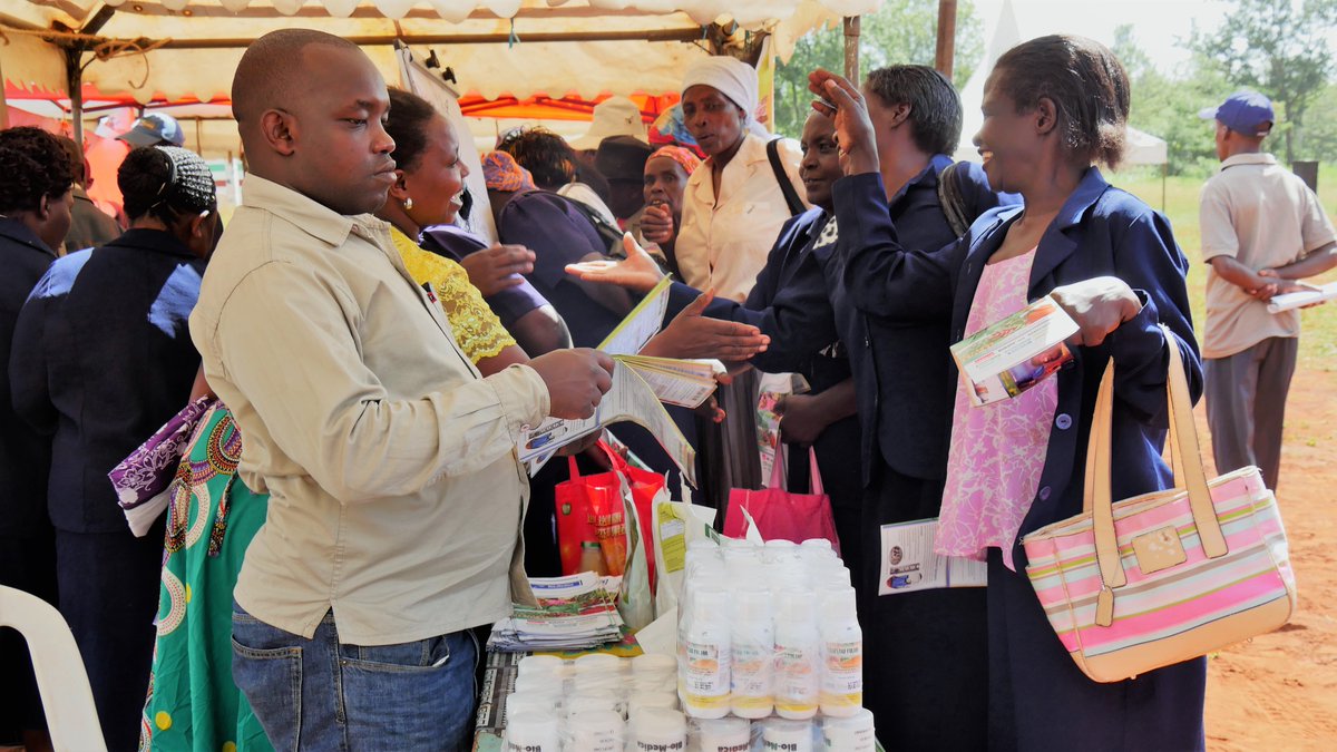 uba_wilson's tweet photo. #WeFarmFieldDayMuranga is ongoing at Gakoigo Show Ground!
@we_farm @Shikohkihika @janetmachuka_ @PeggyMwanza  @EvyonK @pichaafrica @kouljay https://t.co/D6Pg4sbetH