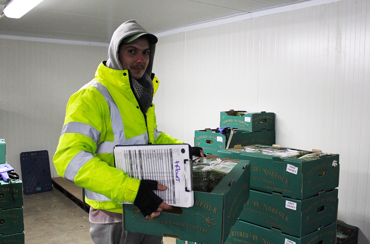 NurturedInNflk's tweet image. #ThankfulThursday
Wishing one of our valuable staff members a happy 21st today! ✨

#birthday #21 #despatchteam #growgreen #norfolk #nurtured #microcress #edibleleaves #edibleflowers #babyveg #microveg #seaveg #peas