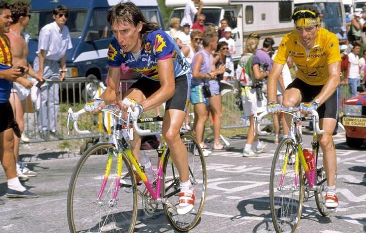crstobalcabezas's tweet photo. #millar y #pensec #tourdefrancia #tourdefrance (1990) #lorecuerdocomosifuerahoy #nostalgia #ciclismo #cycling #cristobalcabezas @bike_parts_shop @twocGAME @LoveofCycling https://t.co/CmqYuArv8g