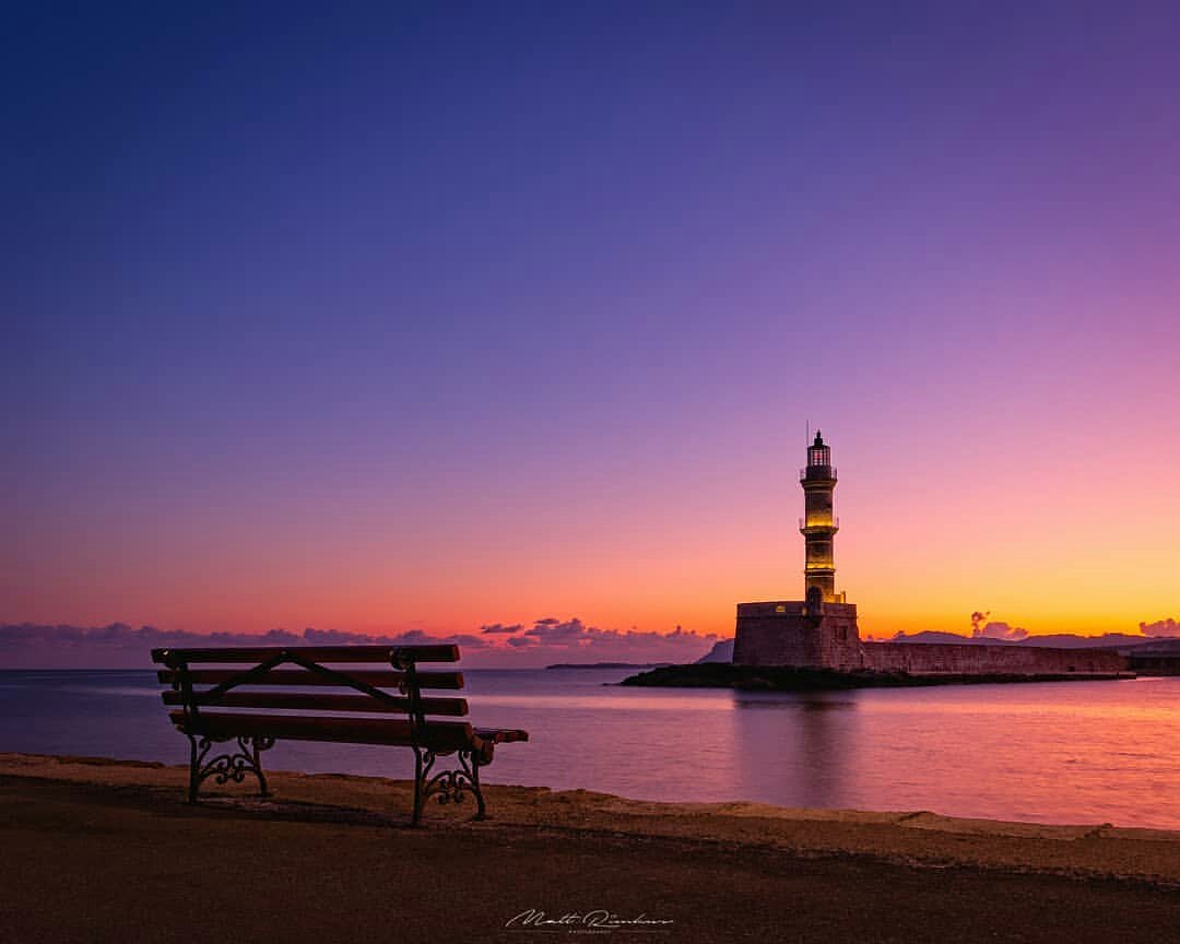 Morning sky above #Chania 😀
Good #morning and have a great day! 
Picture by IG@rimkus.photo 😊 #greece #crete #december #explore #discover #colorfull #sunrise #travel #photography #amazing #beautiful #traveling #potd #sunlight #stunning
Please like and share❤