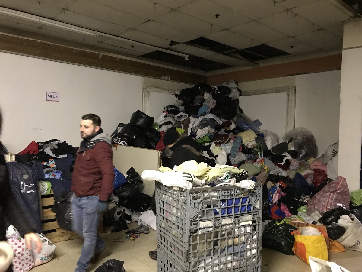 LucyM0101's tweet photo. Sorting for Mersey Aid #volunteer #citizenship @hartey123 @gp_picko @chrismelling6 https://t.co/ClktfvdL92