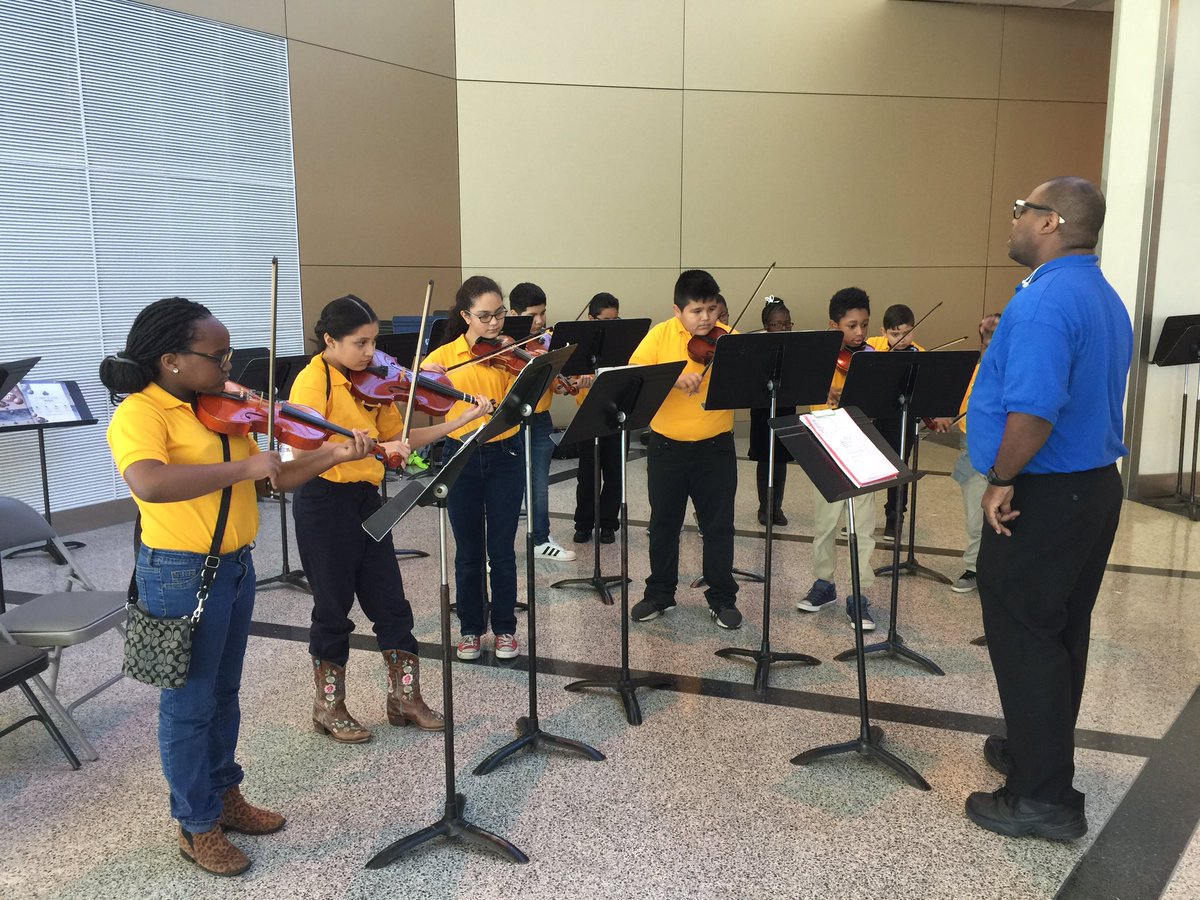 Garden Villas Magnet (@gve_magnet) on Twitter photo Great job to our music ensembles for a GREAT Winter Tour! We performed at Hobby Airport at the Bank of America building in downtown Houston! Next up, our Winter Concert this Friday at Ortiz MS! <a href="/SouthArea_HISD/">SouthArea_HISD</a> <a href="/choicehisd/">HISD School Choice</a> @HISDFineArt <a href="/HoustonISD/">Houston ISD</a> @TeamHISD Great job to our music ensembles for a GREAT Winter Tour! We performed at Hobby Airport at the Bank of America building in downtown Houston! Next up, our Winter Concert this Friday at Ortiz MS! <a href="/SouthArea_HISD/">SouthArea_HISD</a> <a href="/choicehisd/">HISD School Choice</a> @HISDFineArt <a href="/HoustonISD/">Houston ISD</a> @TeamHISD