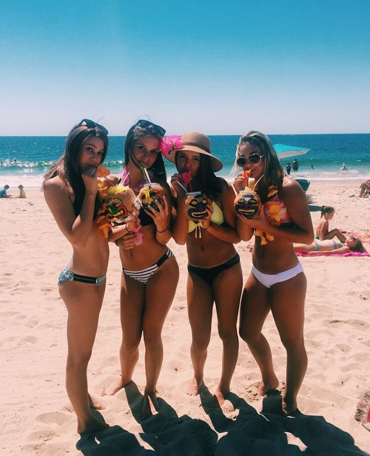 ericalaubi's tweet photo. happy birthday bby❣️❣️love and miss u sm pretty hope u have the best day @livcorreira https://t.co/d3a96k5OKj