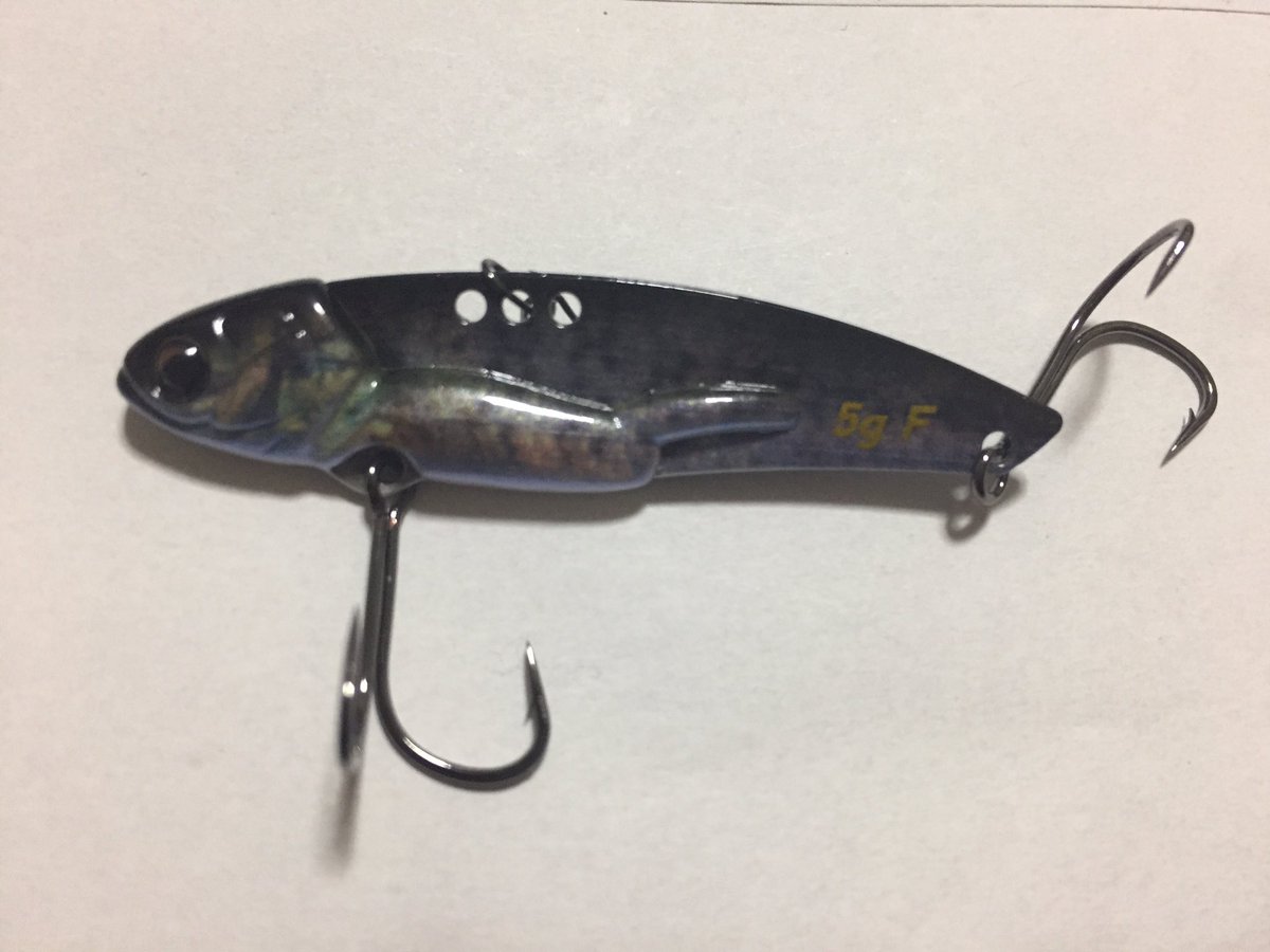 翔 イグニスタイプrにpeライン フロロ専用設計という言葉に騙されがちですが Peでも快適に使えます笑 真冬の野池に行きたい しかもこのタックルは海でも活躍する 笑 Pe0 6号にリーダーはフロロ8lb 2号 ロッドはスティーズ キングボルトfスペック