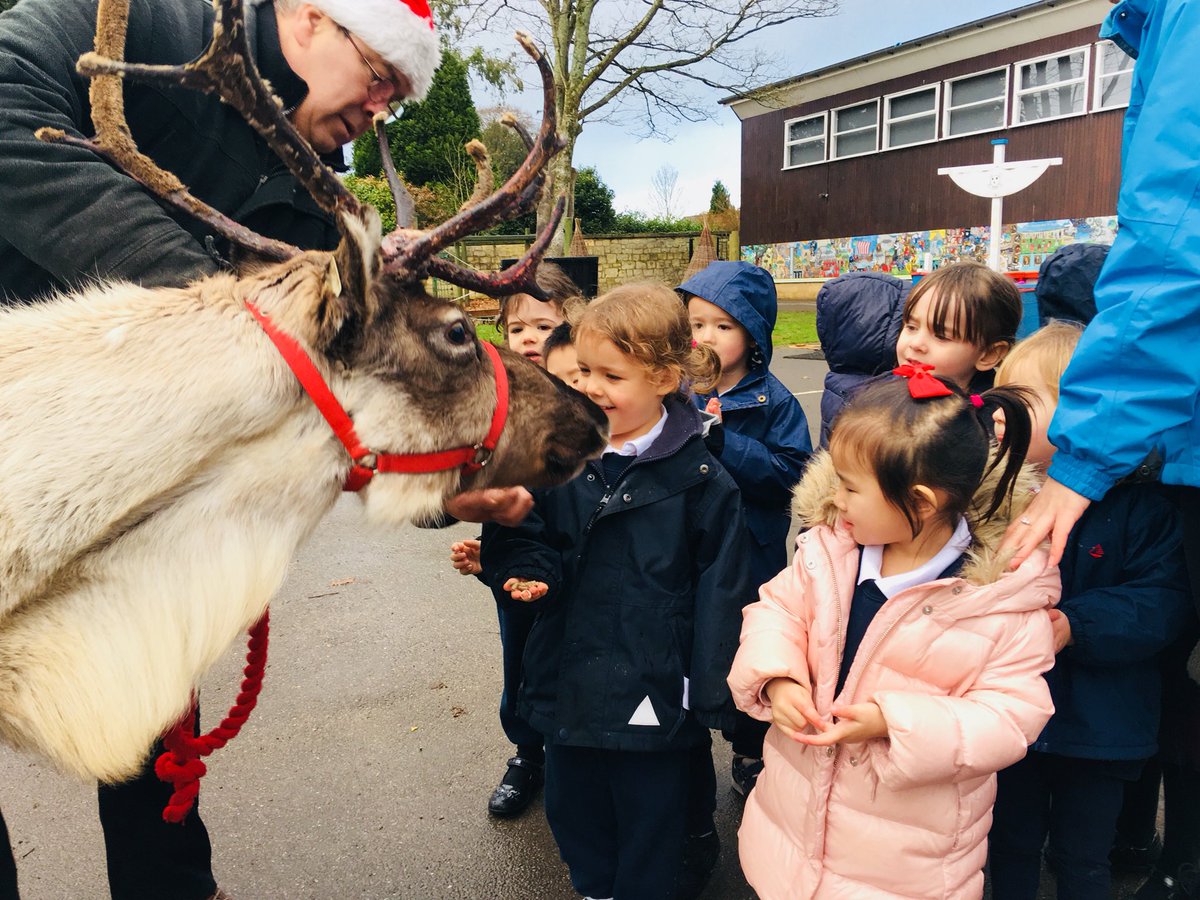 Look who made a surprise visit to Pre-Prep and Nursery this morning, Father Christmas and his reindeer!! #KESChristmas 🎄🎄