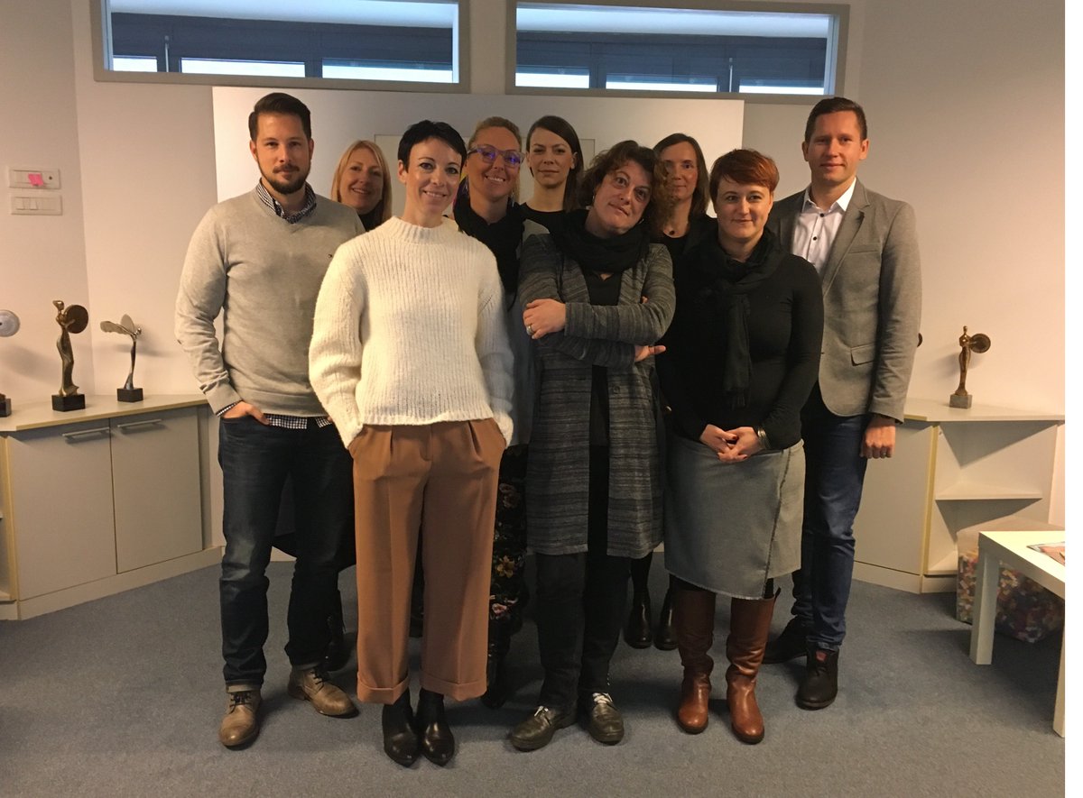 soz_si's tweet photo. Upravni odbor SZOA je za predsednico izvolil Sašo Leben, @formitasBBDO skupina, za podpredsednico pa Špelo Žorž, @GreyLjubljana . https://t.co/cWKrv0QKsd https://t.co/kOjM5ti90L