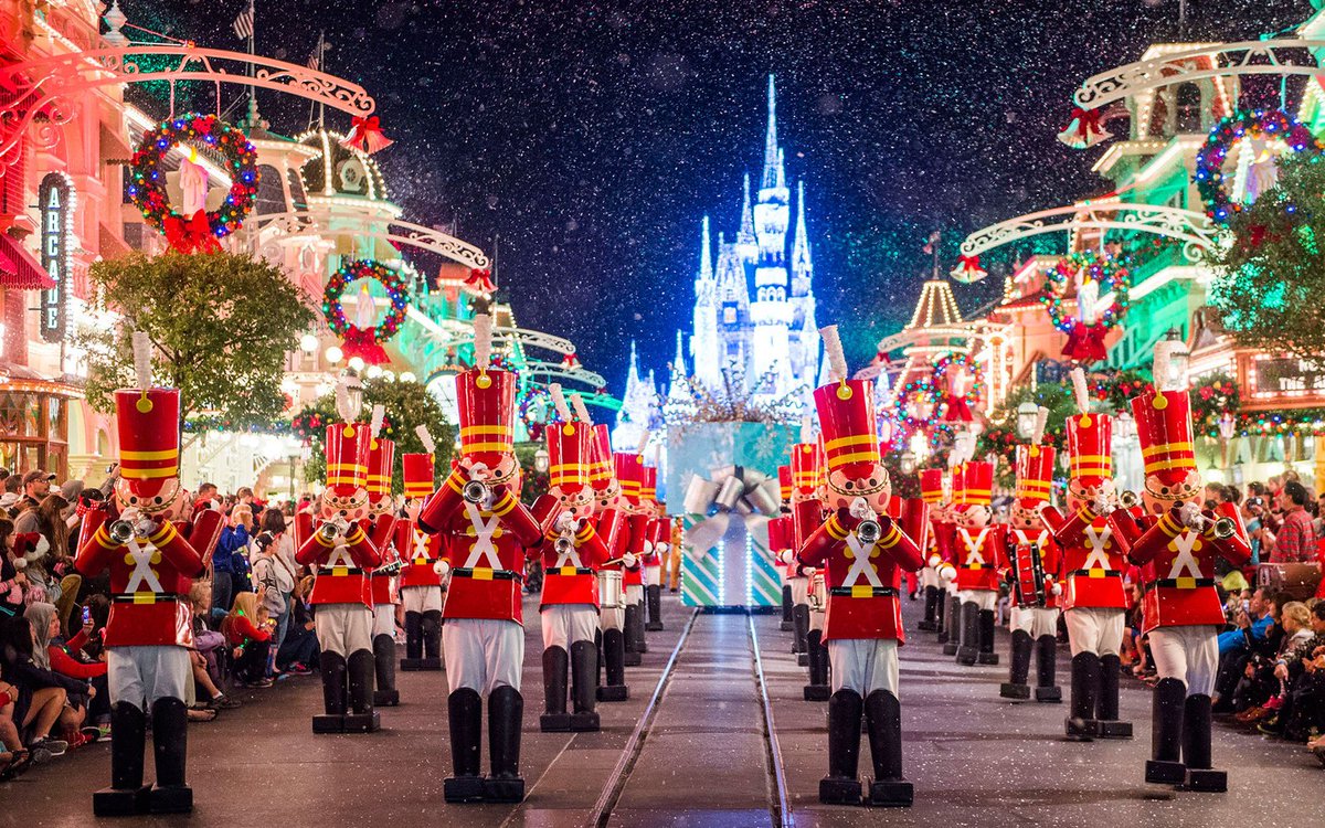 TravelsEuro's tweet photo. I assure you will have the best Christmas ❄⛄❄ after checking this out!
https://t.co/VF2LCAUKVv https://t.co/8hjDqHsC0j
