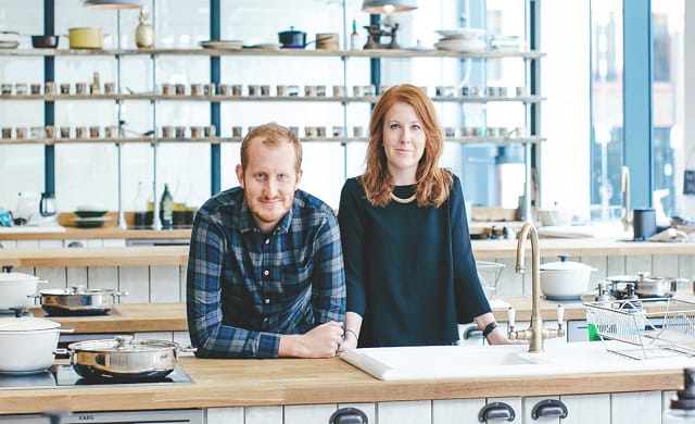 startupstowers's tweet photo. Would you start a business with a family member? Twin entrepreneurs behind @KitchupUK have just secured over £100,000 #crowdfunding to help start-ups gain access to commercial kitchens: https://t.co/9Fm8GwiXAR https://t.co/iRaaxahLGF