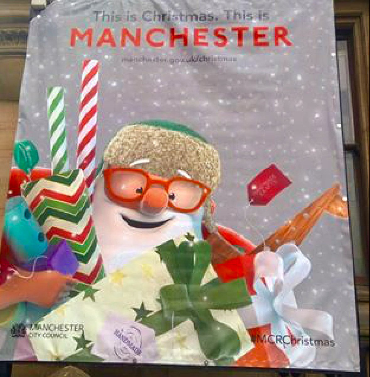 MyLittleSpain's tweet photo. Christmas in Manchester 😆🎄🎅🏻⛄️
Cheeky repost by one of our talented chefs  @marcelosalford1  👍🏻
#christmasinthecity #christmasinmanchester #manchester #manchesterchristmasmarkets #manchestercitycouncil #manchestercouncil #manchestercouncillor #mcr #mcr17 #mcrxmas #mcr2017 https://t.co/5rYmW2RFAm