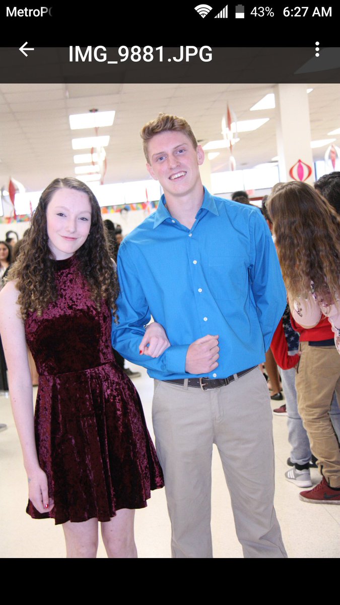 Sharonbrownpro1's tweet photo. SMS Making a  positive difference!
Students were dressed to impress last night at our Winter Wonderland Social.
Students, parents &amp; faculty, all celebrated as we recognized the 2017-2018 Royal Court. Proceeds will be used to purchased toys for needy kids! @inspiredAP  @Smsvcs1 https://t.co/VKdyfIDJig