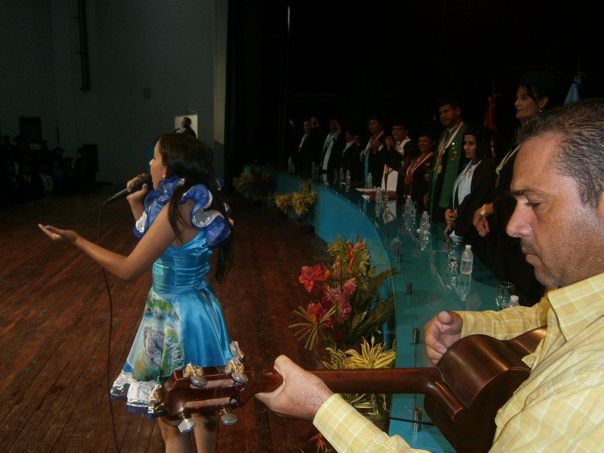 La <a href="/uney_oficial/">UNEY</a> "Cumple con la Patria al formar profesionales de primera linea y comprometidos con el desarrollo productivo de la tierra que les vio nacer" .<a href="/MedozaWullian/">Wullian Mendoza</a> 
 
.<a href="/hugbelpsuv/">Hugbel Roa</a> .<a href="/opsuoficial/">Opsu Oficial</a> .@Mppeuct