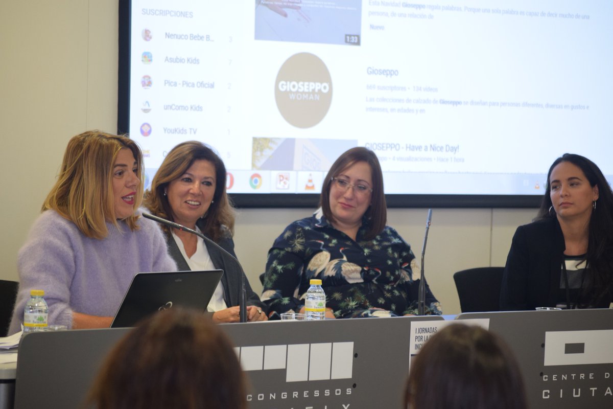 elcheacoge's tweet photo. "En un mundo globalizado necesitamos ofrecer a nuestrxs clientxs una atención globalizada, y la #diversidad nos aporta ese valor", Esperanza Navarro @Gioseppo https://t.co/wpXxBDtewl
