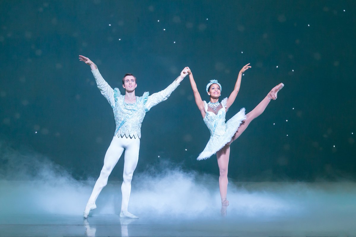 NashvilleBallet's tweet photo. #TBT and happy #10NuttyYears to company dancer Kayla Rowser! From waltzing flower to Sugar Plum Fairy, Kayla has been sparkling in #NashvillesNutcracker since its 2008 premiere. https://t.co/C9NXepNlvs