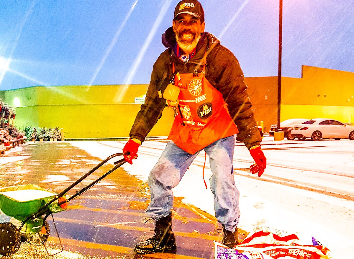 -__- (@davesdepotimes) on Twitter photo Pro Loader Michael
Great job making sure things are safe for our customers early in the morning!!!
<a href="/FrankCarlick/">Frank Carlick</a> <a href="/CiniglioR/">Ray Ciniglio</a> <a href="/Ckavanda/">Caroline Kavanda</a> <a href="/LangJo25/">Lang Joseph</a> @Akiliac16 Pro Loader Michael
Great job making sure things are safe for our customers early in the morning!!!
<a href="/FrankCarlick/">Frank Carlick</a> <a href="/CiniglioR/">Ray Ciniglio</a> <a href="/Ckavanda/">Caroline Kavanda</a> <a href="/LangJo25/">Lang Joseph</a> @Akiliac16