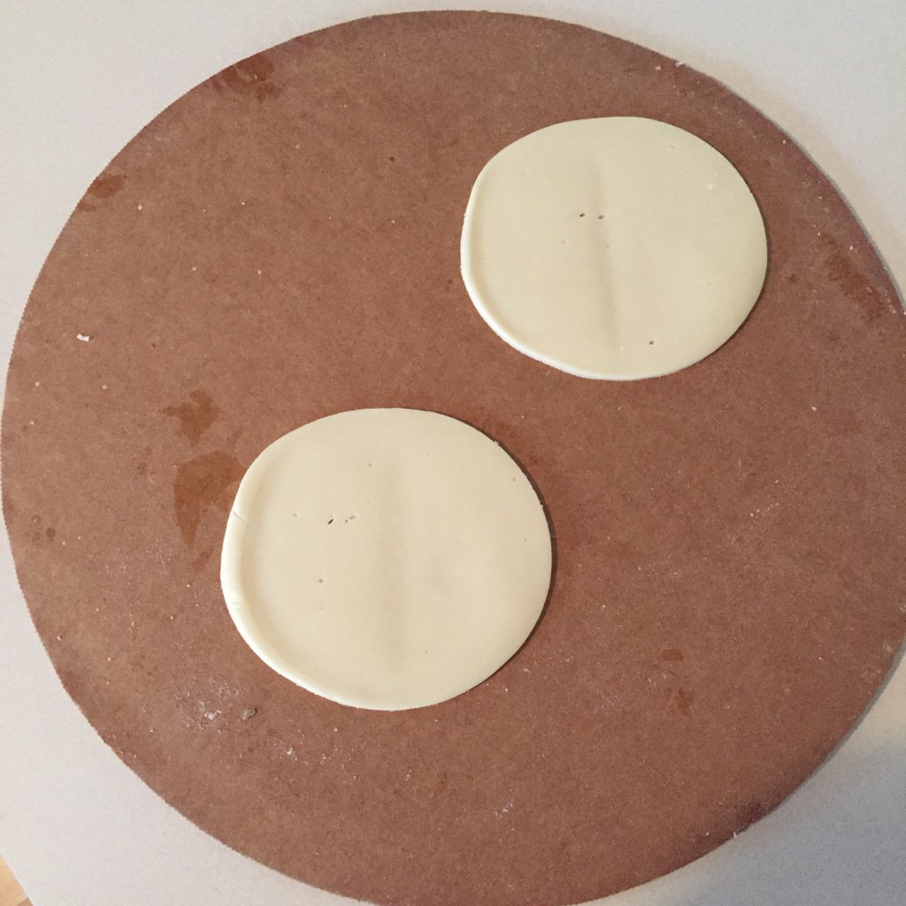 sfarrisyoung's tweet photo. Star Wars Food: Death Star Pizza https://t.co/LH3tWOS91G https://t.co/G0qayHRHLG