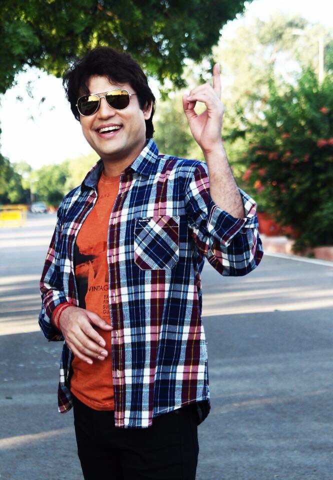 MaharishiAazaad's tweet photo. छेड़छाड़ होने के मामले में अभी भी तीसरे नंबर पर लड़कियां हैं ,दूसरे नंबर पर इतिहास  है 
और 
पहले नंबर पर इन दोनों को धक्का देकर EVM है..आज़ाद
#आज़ाद #Aazaad #Rashtraputra #AzadArmy #Azad #JNU #HinduHero #AzadiWithAazaad #Rajputana #VandeMataram #सनातन_भारत_गौरव_मंच #Senapati https://t.co/7G4J3C93O5
