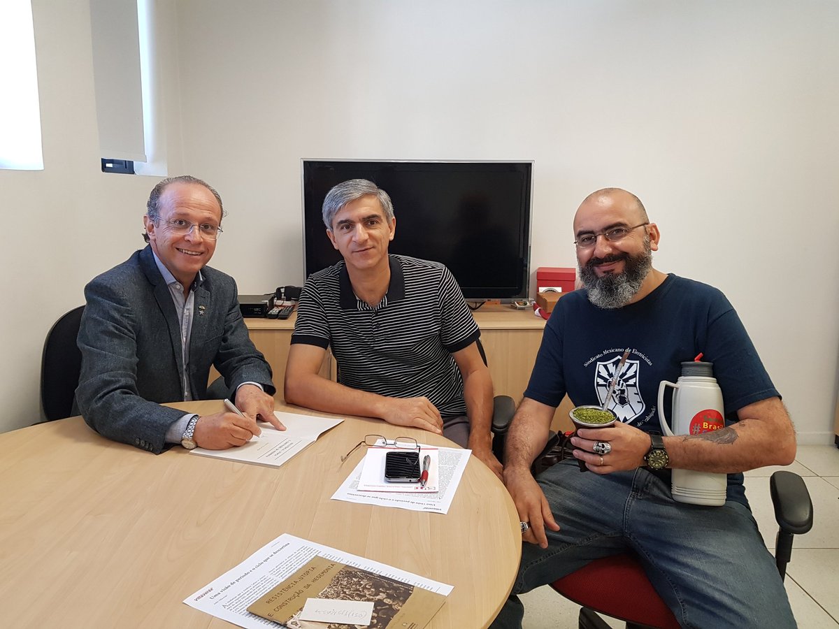 villaverdeadao's tweet photo. Estivemos hj na @cut c/ o Sec  Geral #QuintinoSevero e repr. Relações Internacioonais #AlexandreBento onde tratamos dos temas Tributação e Desigualdade e da agenda de resistência às antirreformas.
Tbem deixamos nossas contribuições acerca destes fundamentais debates neste momento https://t.co/4h5dEgKAGE