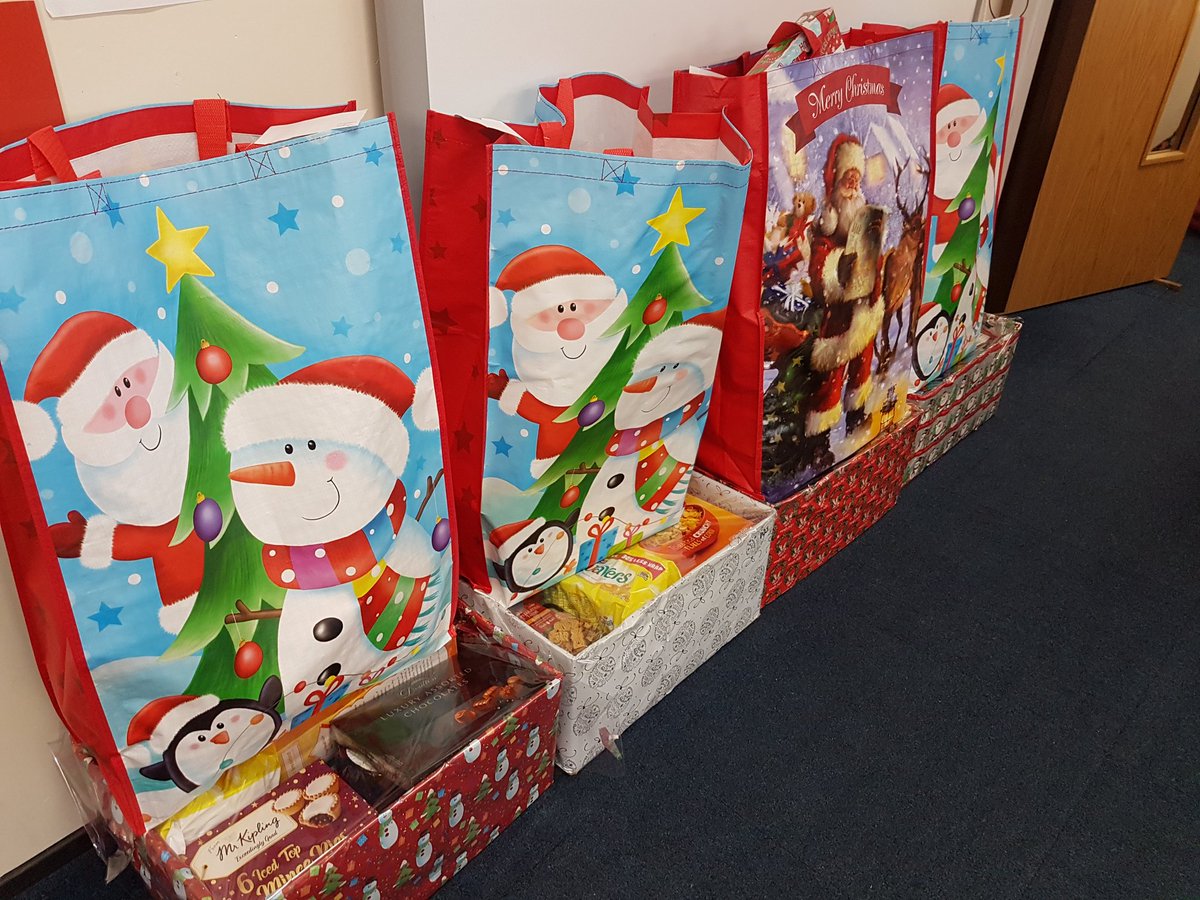 BambooRoomBK's tweet photo. Thank you so much to our generous friends at @BridgeChurchLNC who have donated wonderful Christmas gifts and hampers to some of our families #generosity #churchschoolfamily   #celebratingchristmas https://t.co/bqQnvsHtF0