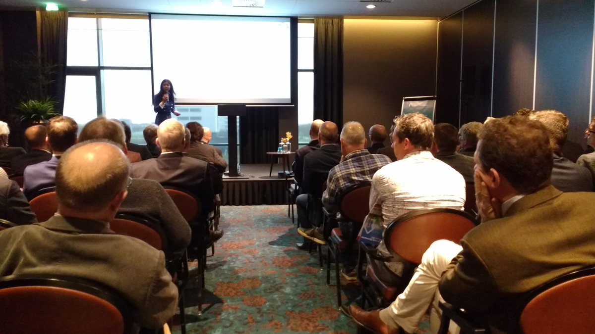 VakbladWP's tweet image. Warmtepomp Congres 2017 van start, met een volle, uitverkochte zaal!