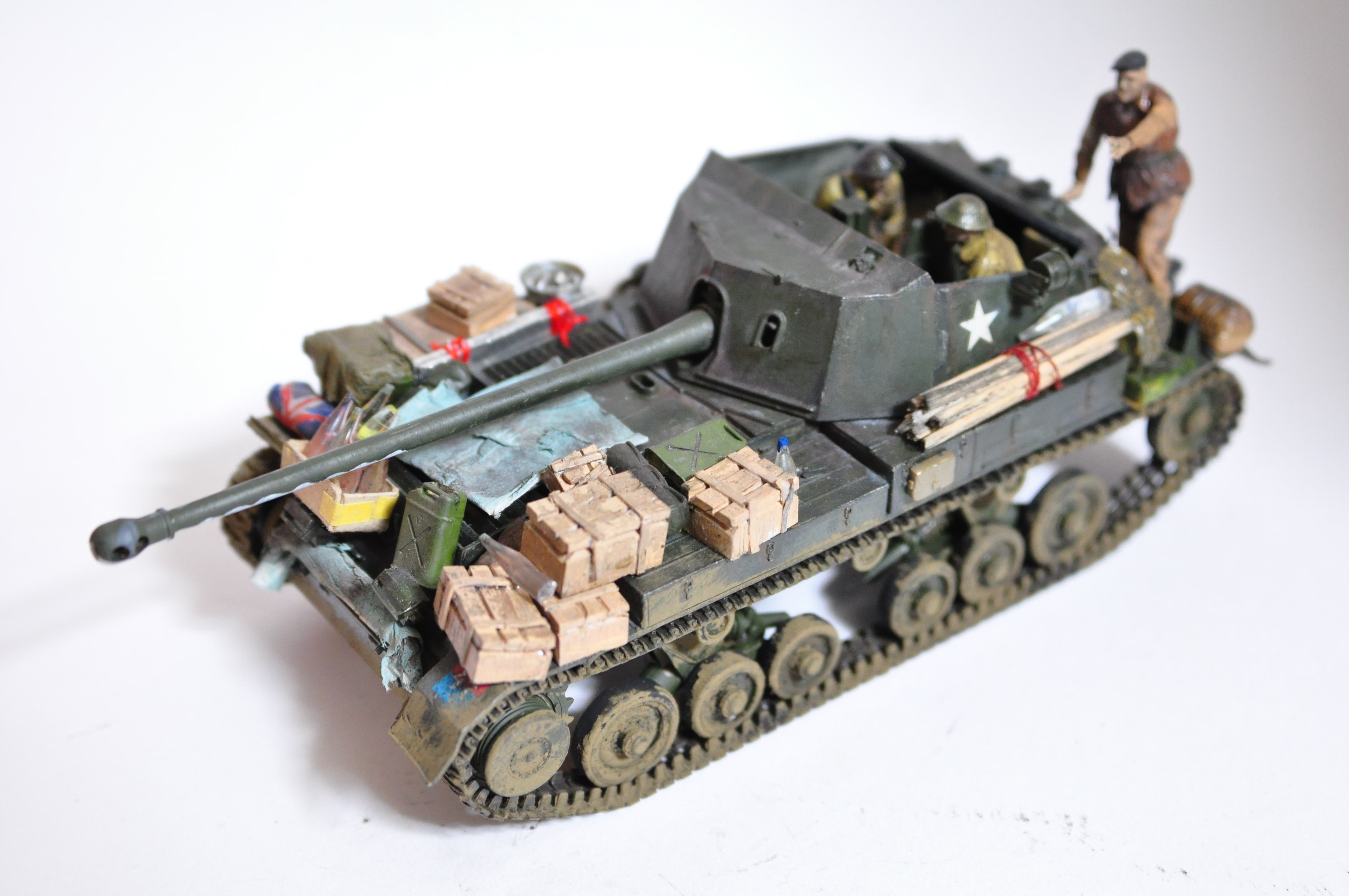 まろやか イギリス対戦車自走砲 アーチャー タミヤ 1 35 完成しました 12月9日に発売されたタミヤさんの新製品 早速作ってみました バレンタインの車体に後ろ向きに付けた17ポンド砲がユニーク 中京afvでジオラマも作って展示しようかなと計画中