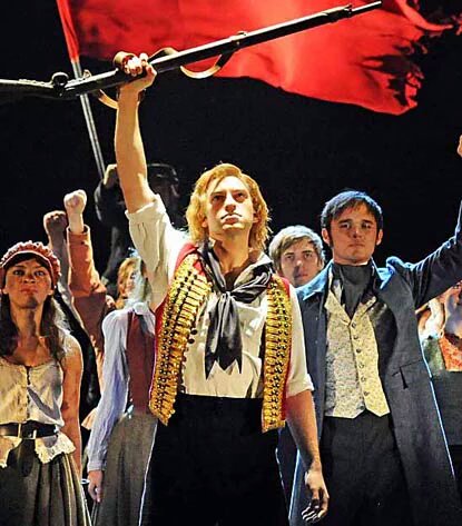 레미제라블 좋아하시거나 알고 계신 분들이 많군요! 감사합니다ㅠㅠ 레미제라블 25주년 기념 공연이랑 휴 잭맨 주연 영화 네이버 n스토어에 파니까...