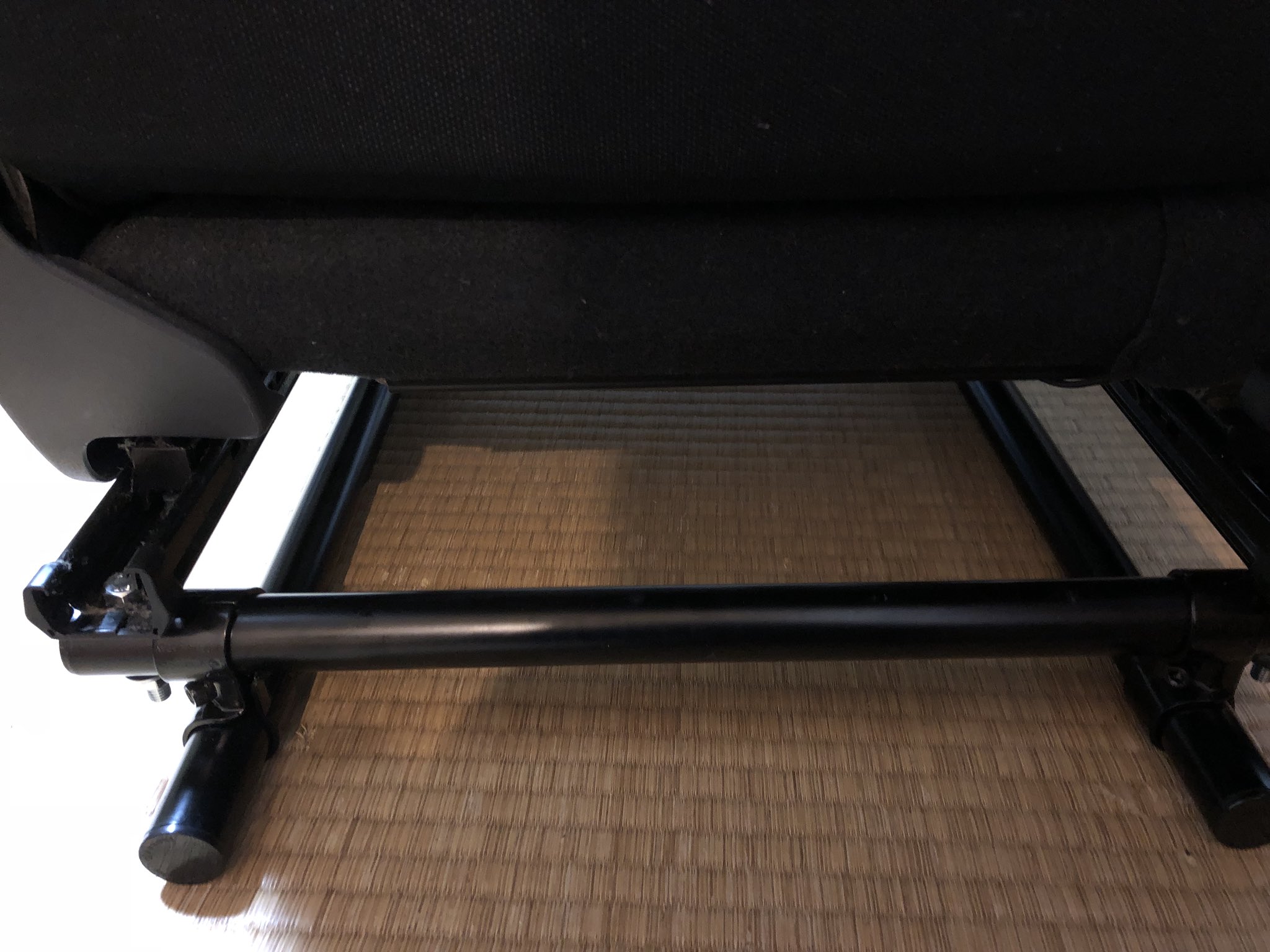 Fukueracer いちほまれ 福井ではたらく技術士 Auf Twitter Xboxoneのハンコン用レカロシートのスタンド をイレクターパイプで自作してみた ハンコンスタンドとはまだ仮固定だけどなかなか満足でps4用のコックピットとチェンジしようかと思う程 これでforza7と