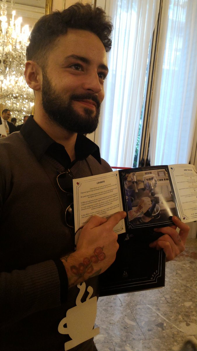 _Mister_Bruno's tweet photo. Andrea Cremona trainer Sca a #GranCaffèItalia e testimonial di 
#MilanoCoffeeFestival
@CoffeeFestMI @Sedicieventi #caffe #eventi #Milano https://t.co/axDVtjY4RX https://t.co/PkErpFQH78