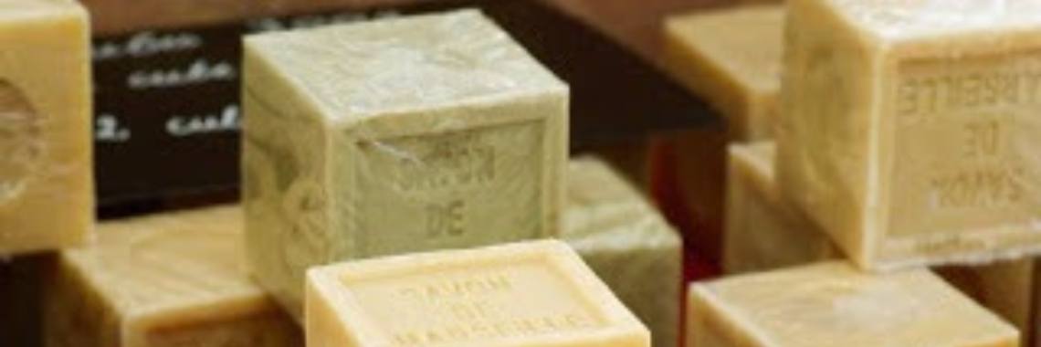 MoestuinHulp's tweet image. DIY - Homemade - Aleppo en Marseille Zeep - Soda en Baking Soda - Groener Leven  #Crafts #&amp;amp; #DIY oal.lu/ZWIIw