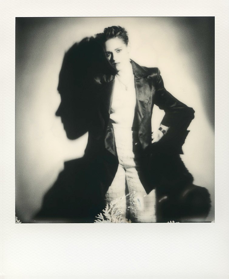 _Sandra_R_'s tweet photo. RT @Mel452: Gorgeous portraits - #KristenStewart for #sternmagazine from the #CHANELinHamburg show 📷 Oliver Mark https://t.co/6D9rRZV2s4 https://t.co/KyzIThiHti ✨ https://t.co/ZgeQCGfvSi