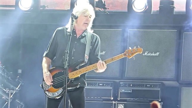 Happy Birthday Today to retired AC/DC bassist Cliff Williams. Rock ON! 