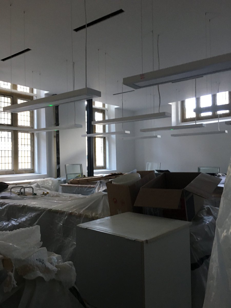 Kings_DevOffice's tweet photo. The new Chemistry labs are starting to look good  #MintYardScience #BuildingKings https://t.co/eZVJjtOmgo