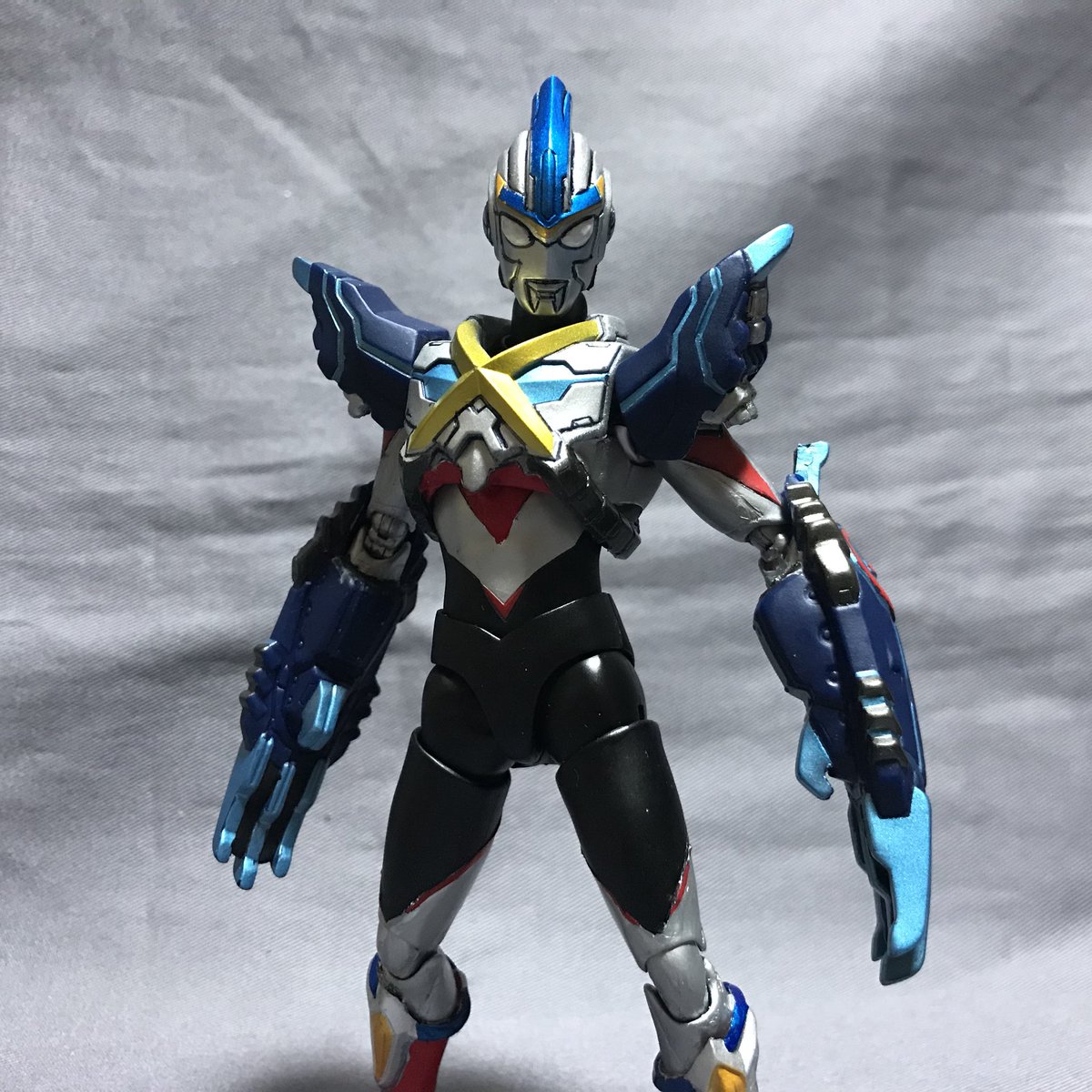 S.H.フィギュアーツ改造 ウルトラマンオーブ オーブトリニティ ゴモラ