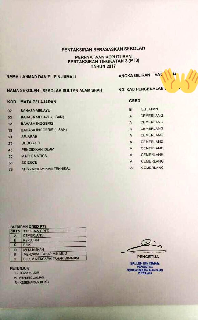 SaraJumali's tweet photo. Congrats lil brother #PT32017πͺπ» https://t.co/n9eYOY4xQs