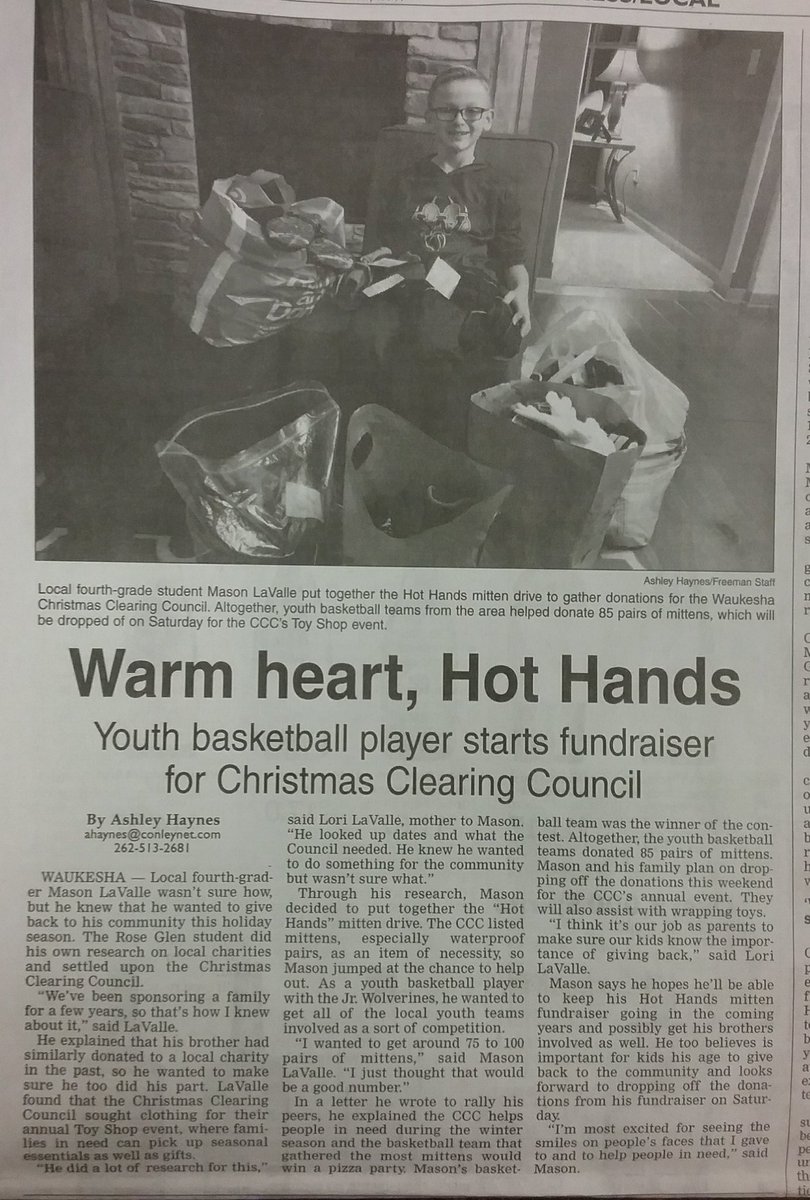 WaukWestHoops's tweet photo. Congrats to all JR Wolverine players and families that participated in the 'Hot Hand' Mitten Drive. Great leadership from Mason for organizing this cause. The JR Wolverines did something great for our community. #biggerthanbasketball #family https://t.co/3MsramJHAu