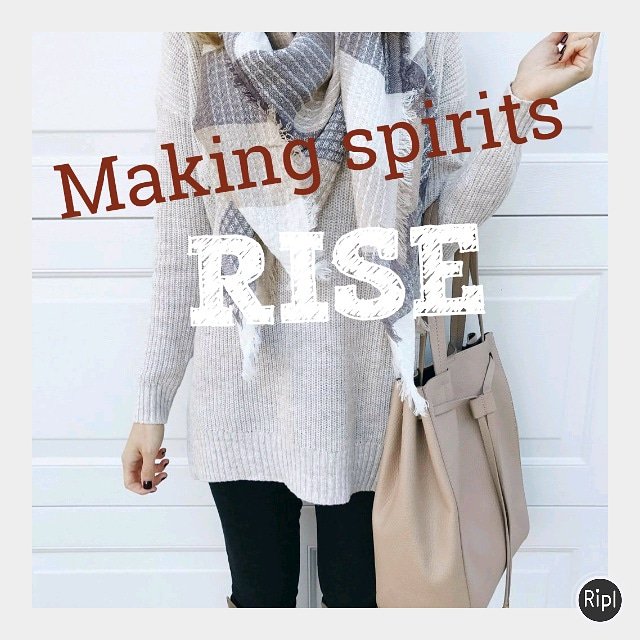SysansCloset's tweet photo. Hello! Stepping out in style. Who says winter style is boring?
#styleinspo #StyleThursday #shopmycloset #sysanscloset #leggings #loveyourfashion #mompreneur #loveyourstyle #ootd https://t.co/3ZLQG9kLKs