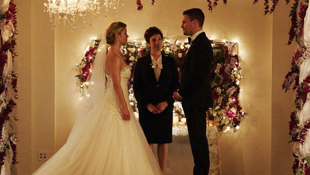 SYFYWIRE's tweet photo. #Arrow fans commemorated #Olicity in a permanent, and charitable, way https://t.co/sQ7NS003gF https://t.co/echwwm1Zzp