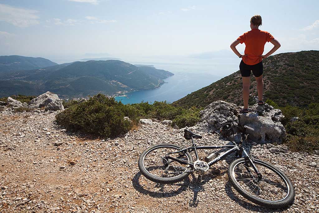 GreeceTrips's tweet photo. #Chalkidiki on a Bike! 
https://t.co/PtCHUSHl1W
#travel #holiday #cycling #bike #Greece https://t.co/7spUMiVcjX