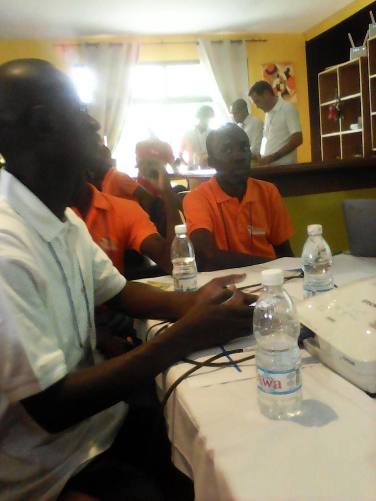 _bykherox's tweet image. Depuis #solbeni a l'hackathon de #Larbreapalabres avec @LabInnovationSG