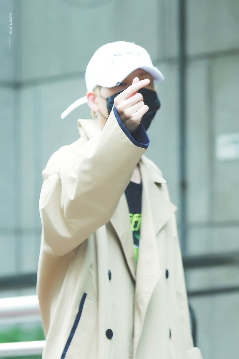 mxontheway's tweet photo. 170512 © honeyfunny https://t.co/OIsDvTzRDB