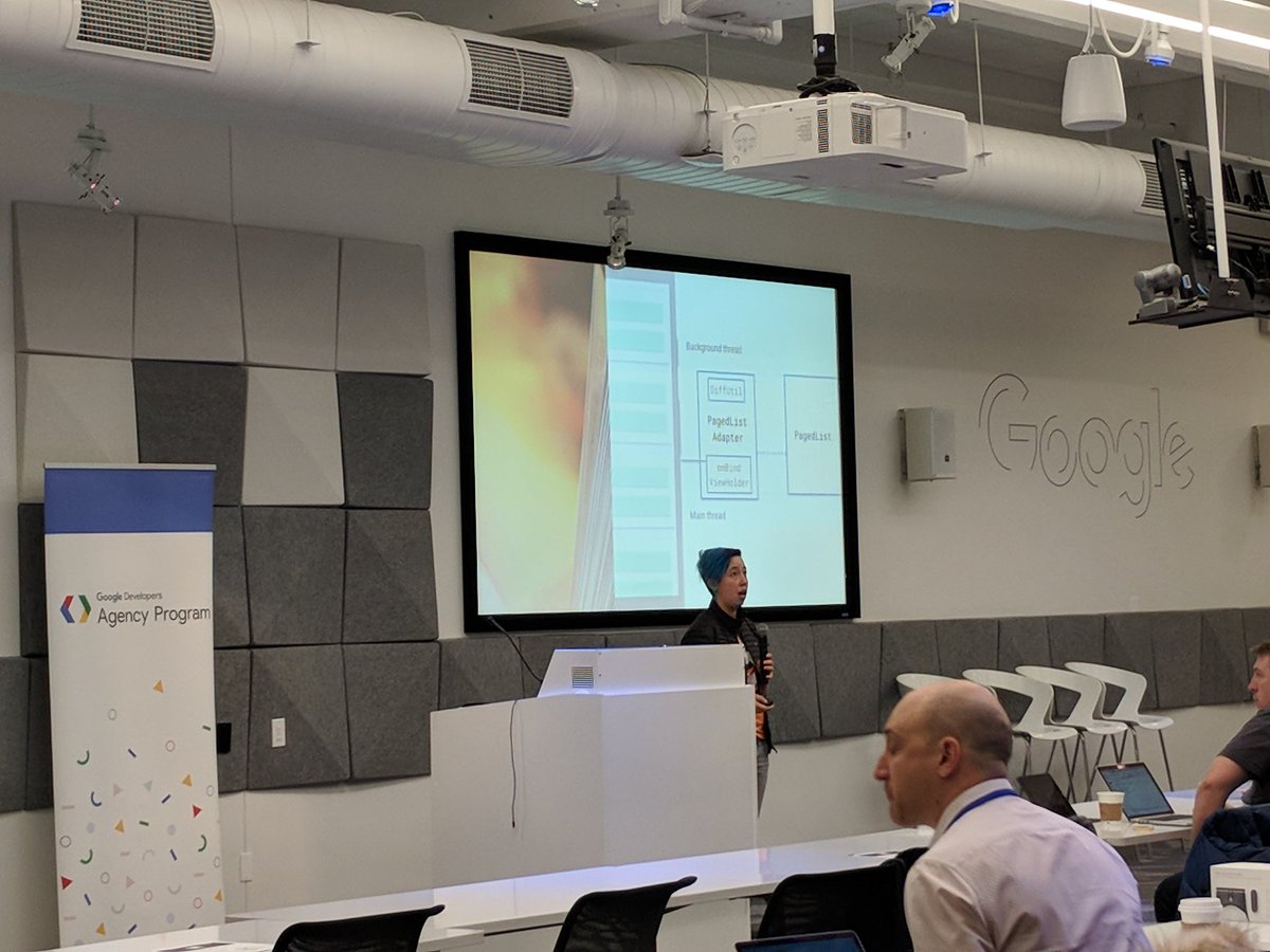 KennethFSWE's tweet image. @CeruleanOtter talking about #ArchitectureComponents at Google&apos;s NYC Agency Day! #AndroidDev