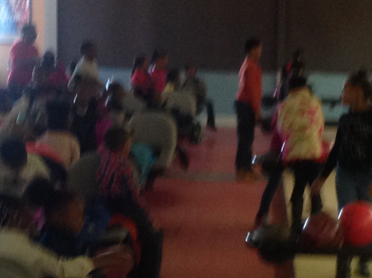 WHK_EaglesPSRC's tweet photo. Pics from 1st Nine Weeks Honor Roll students to Bowling Alley in Lumberton! #EaglePride #SouthLumbertonStrong @PSRCEDU https://t.co/Ytba94JRoE
