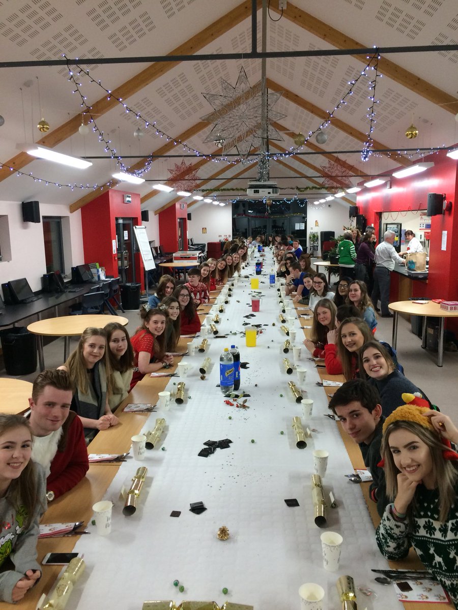 Kingdown6thForm tweet media