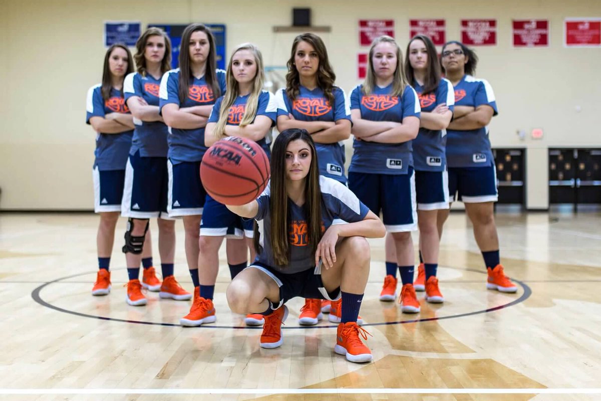 JUWBasketball's tweet photo. Your Lady Royals have knocked out their finals and are headed home for break. This fierce group will be back on the court in 2018, stronger and faster 👊🏼 #unitypassionprecision https://t.co/Vdp6fJLgkc