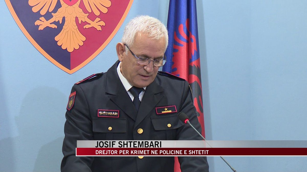 RolandQafoku's tweet photo. Sot ne Debati ne Channel One do ndiqni: Vrasjet gjate vitit 2017. Te ftuar drejtore aktuale te policise dhe ish-drejtore te saj. https://t.co/mJ0hX4LvlK