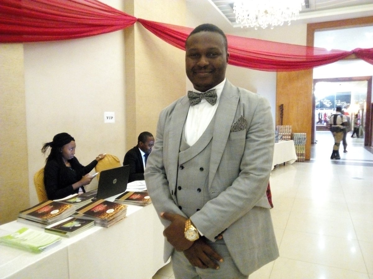 cipmnigeria's tweet photo. The mood is set at the CIPM Awards Night! It's all glitz and glamour........#cipmevents https://t.co/96uLkVFQuU https://t.co/b9uJysEqbs