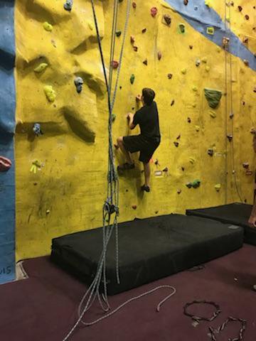 ApeIndex's tweet photo. #KidsClimbing is back tonight from 6-7pm. Don't miss out! #ClimbingGoals #StayActive #TheTImeIsNow https://t.co/SdzChaXLOg