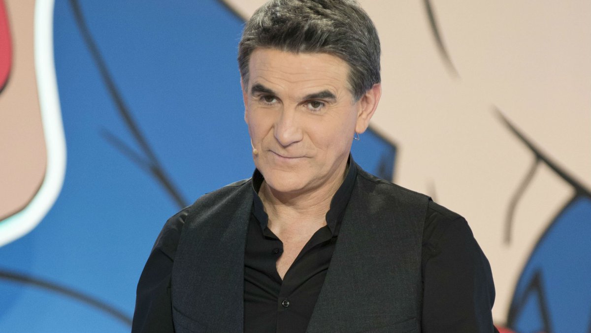 BFMTV_People's tweet photo. Viré des "Z'Amours" après 17 ans, Tex réagit: "C'est terrible ce qui m'arrive. Je suis en train d’encaisser le coup..."
https://t.co/u3bTa69EUM https://t.co/MmOAPrkHta