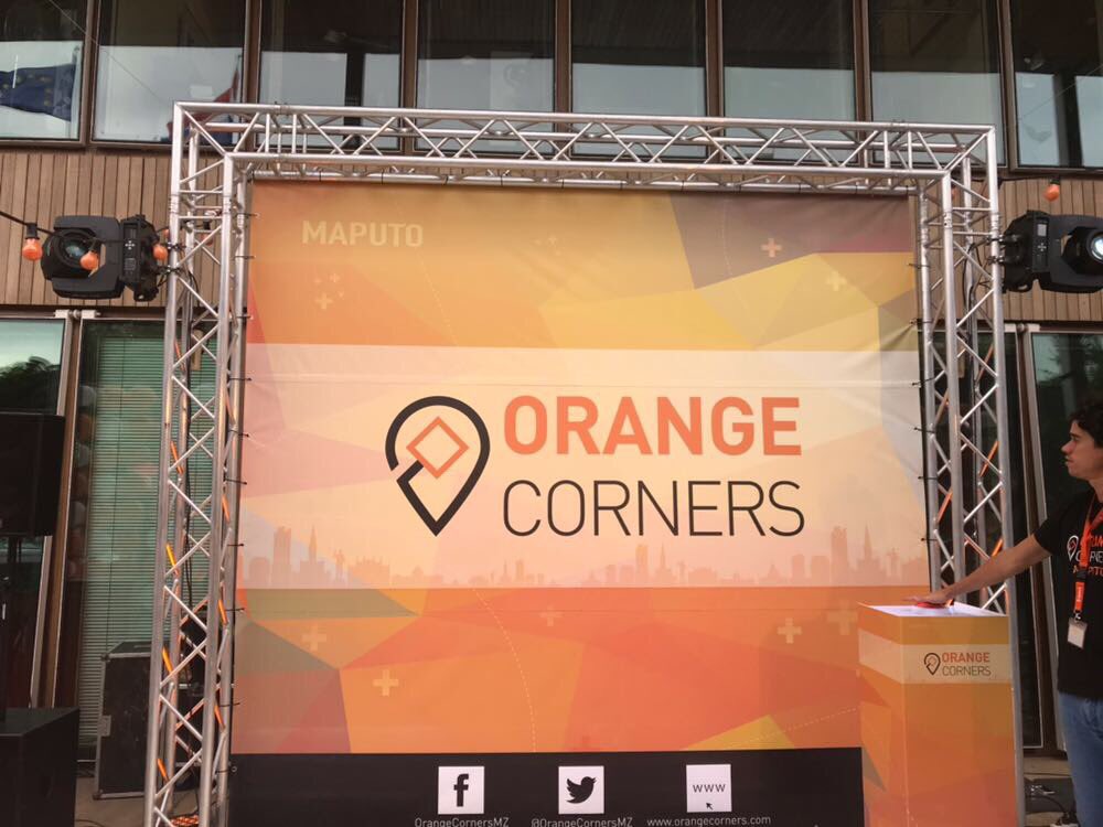 marisagerards's tweet photo. Congrats @NLinMozambique &amp; @PMGrotenhuis @OrangeCornersMZ is a fact!Welcome to @orangecorners family!@dijksternote @TheodoreKlouvas @SigridKaag https://t.co/Z25R4XGiso